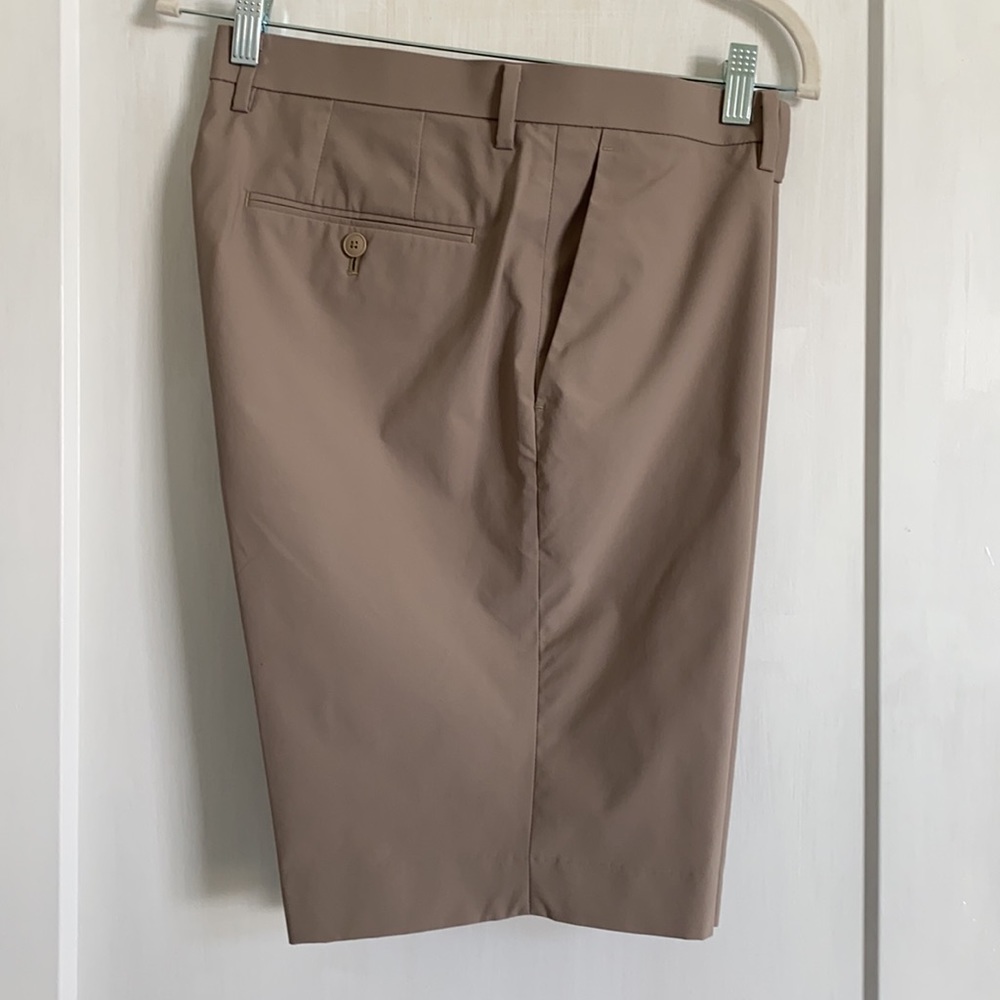 Men’s Classic Khaki Shorts